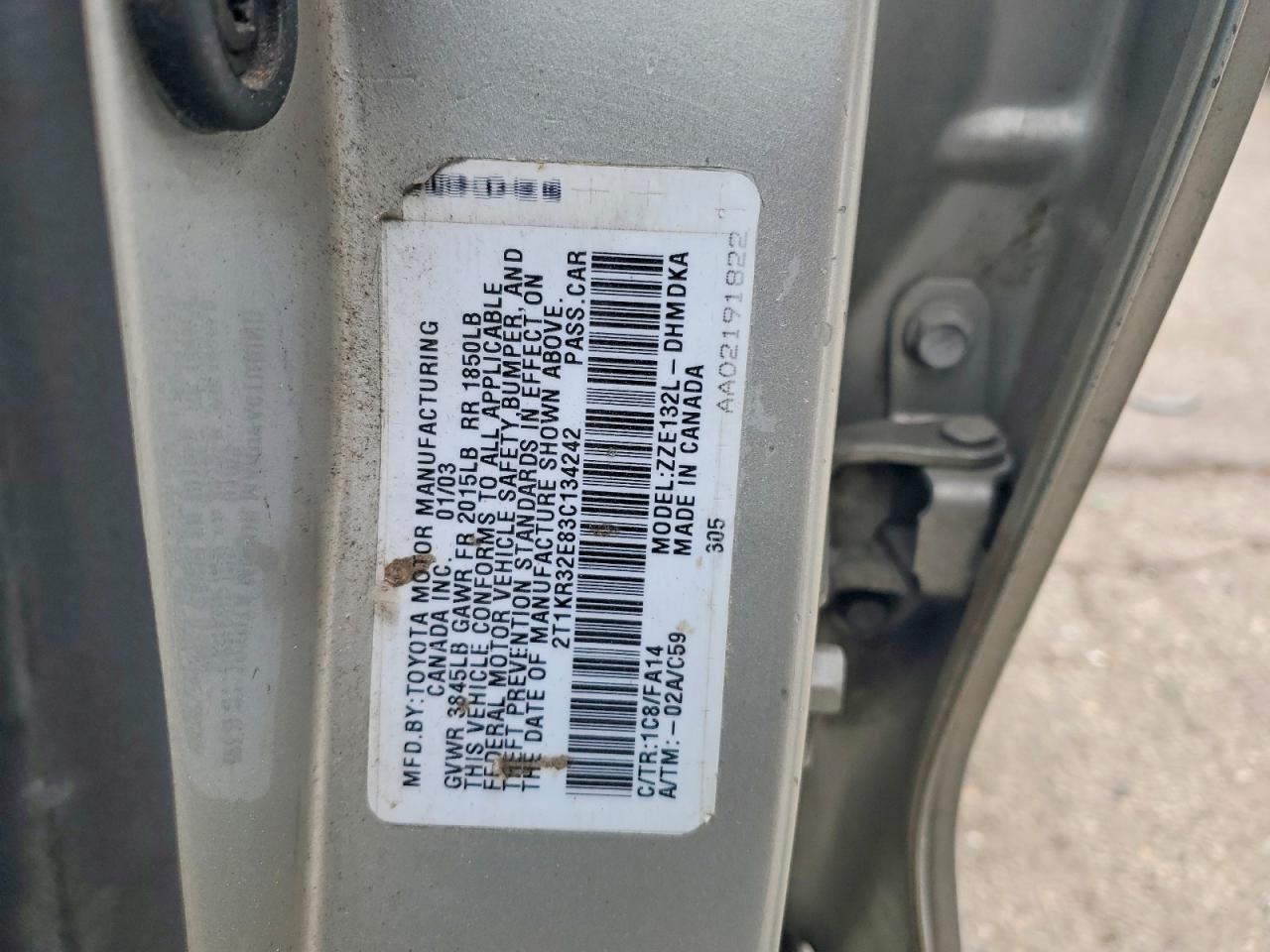 2003 TOYOTA COROLLA MATRIX XR photo 13