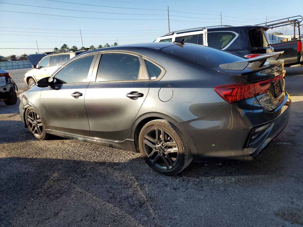 2020 KIA FORTE GT LINE photo 4