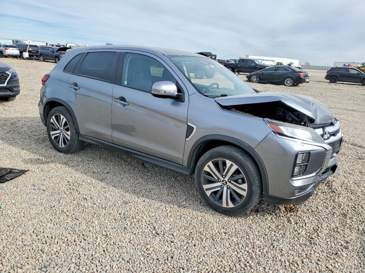 2024 MITSUBISHI OUTLANDER SPORT S/SE photo 4