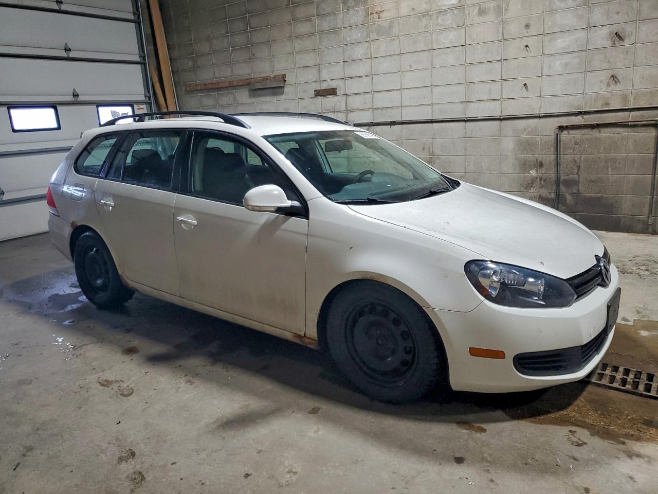 2011 VOLKSWAGEN JETTA S photo 4
