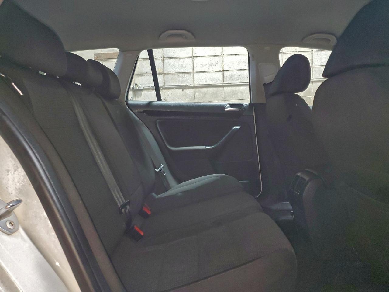 2011 VOLKSWAGEN JETTA S photo 10