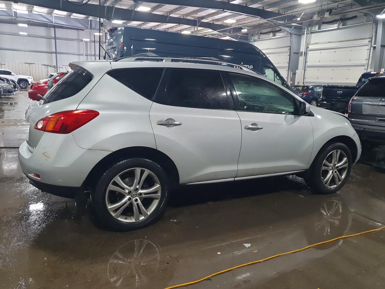 2009 NISSAN MURANO S photo 3