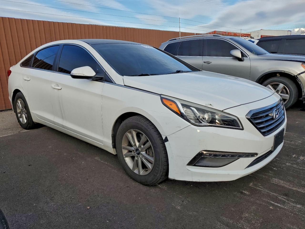 2016 HYUNDAI SONATA SE photo 4