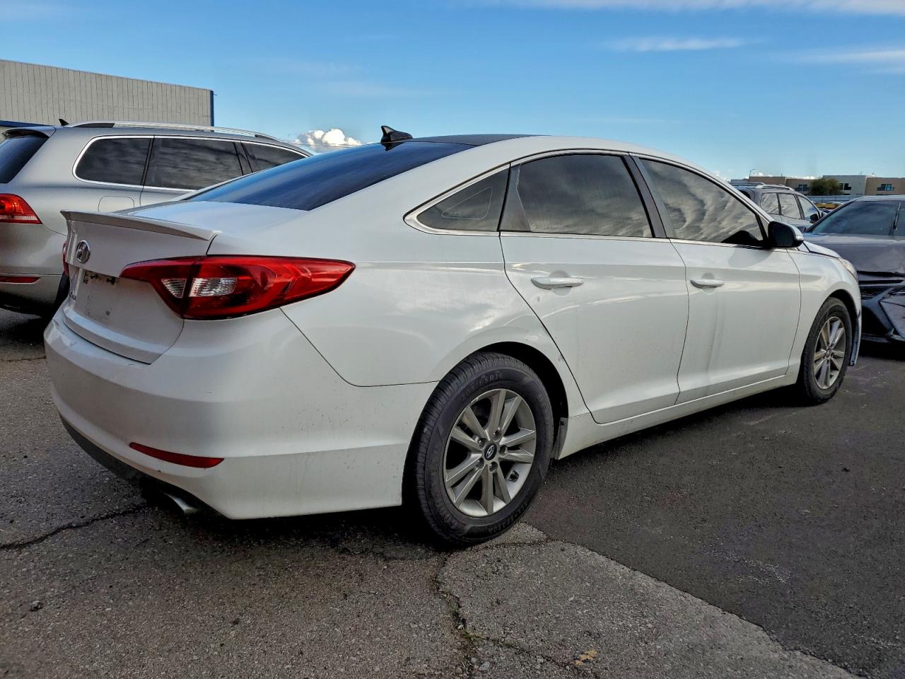 2016 HYUNDAI SONATA SE photo 3