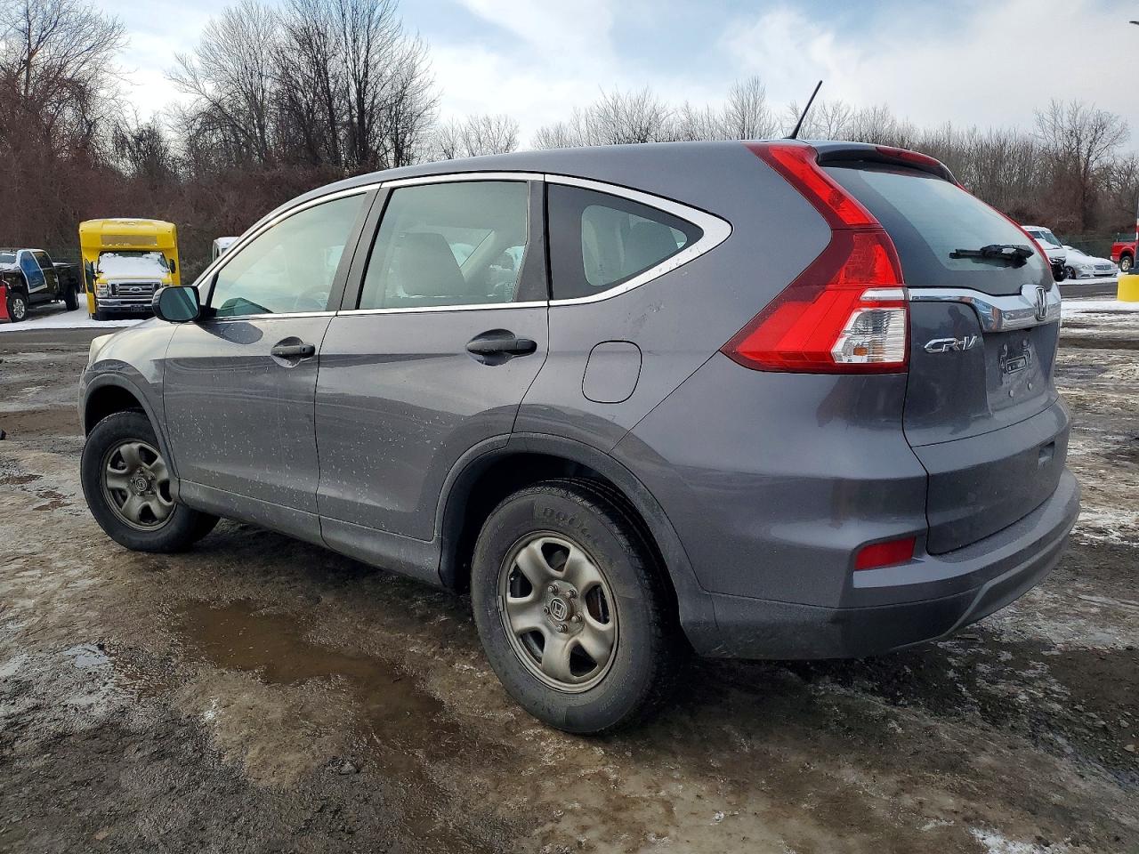 2015 HONDA CR-V LX photo 2