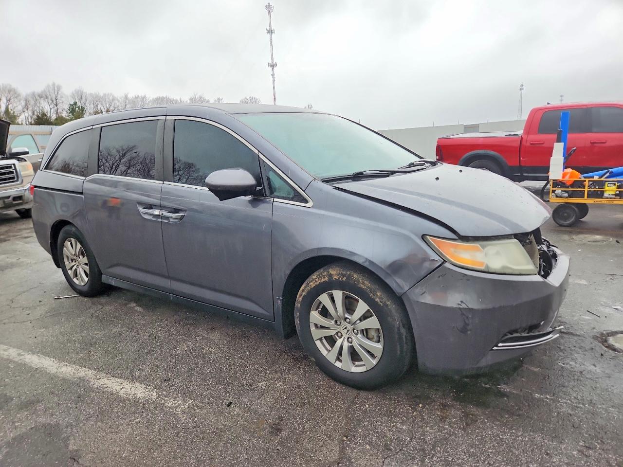2016 HONDA ODYSSEY SE photo 4