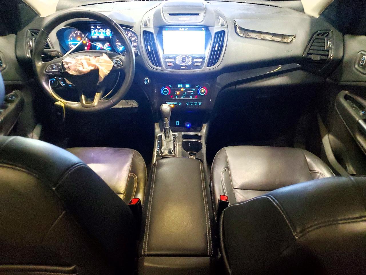 2017 FORD ESCAPE TITANIUM photo 8