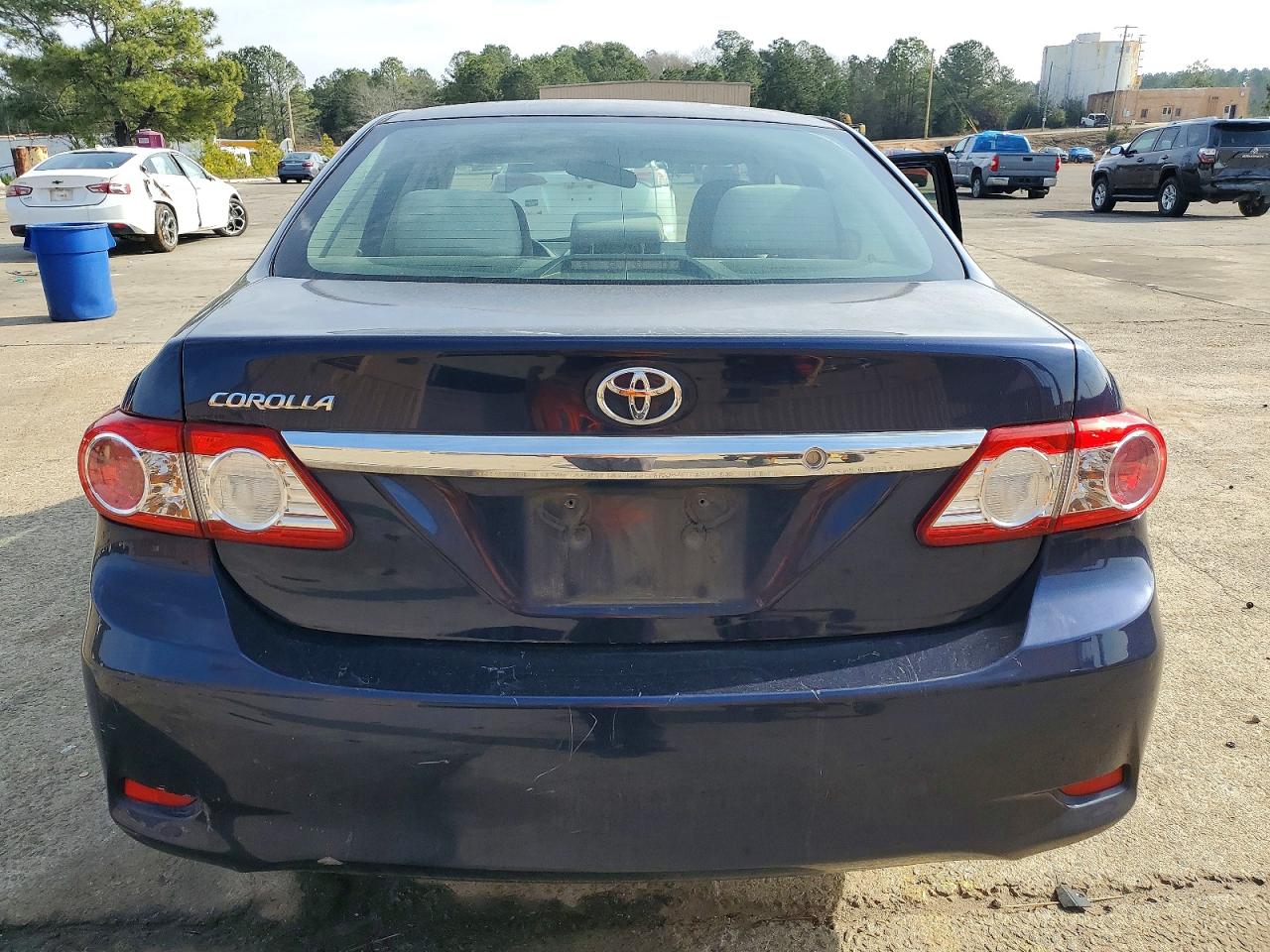 2011 TOYOTA COROLLA BASE photo 6