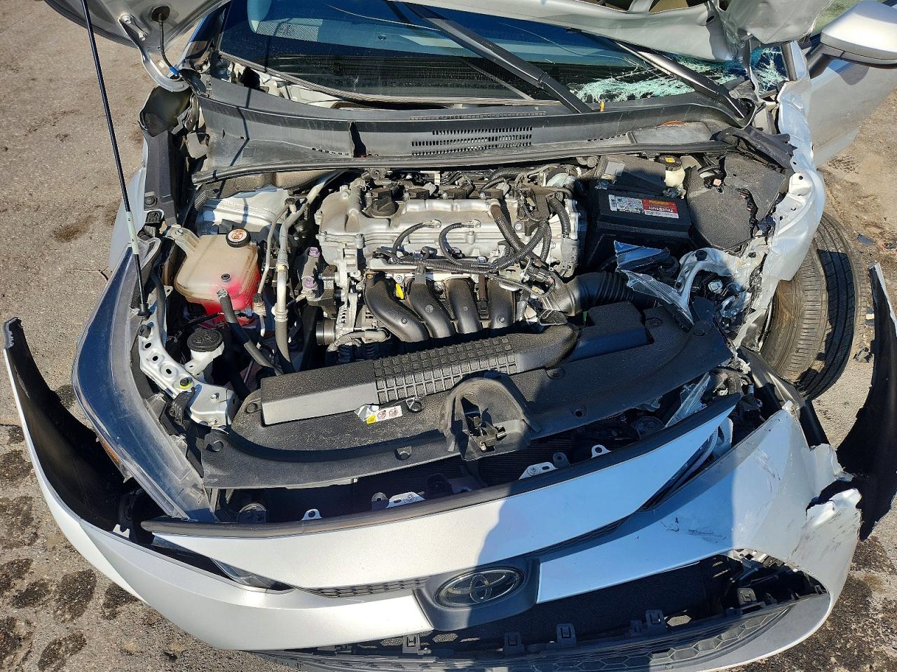 2021 TOYOTA COROLLA LE photo 11