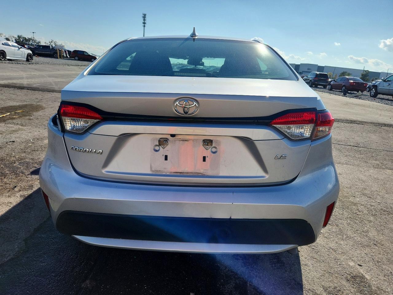 2021 TOYOTA COROLLA LE photo 6