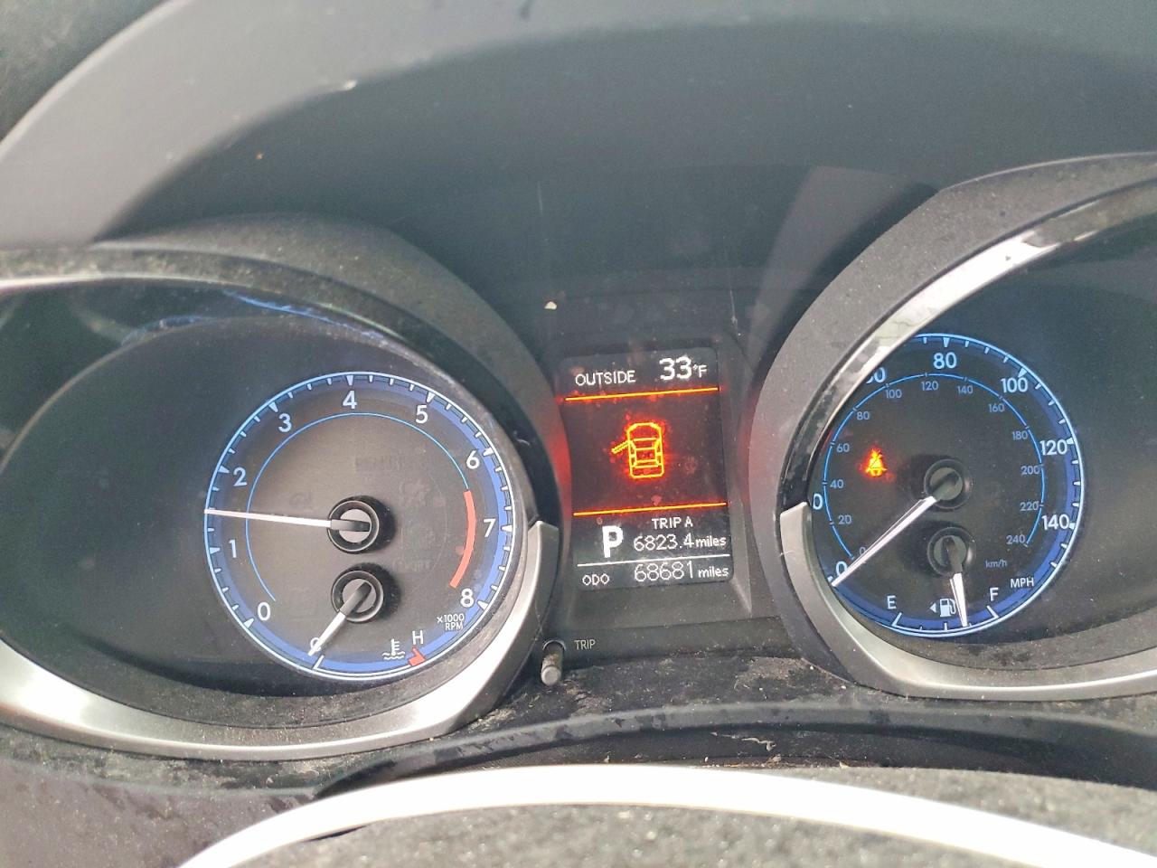 2015 TOYOTA COROLLA L photo 9