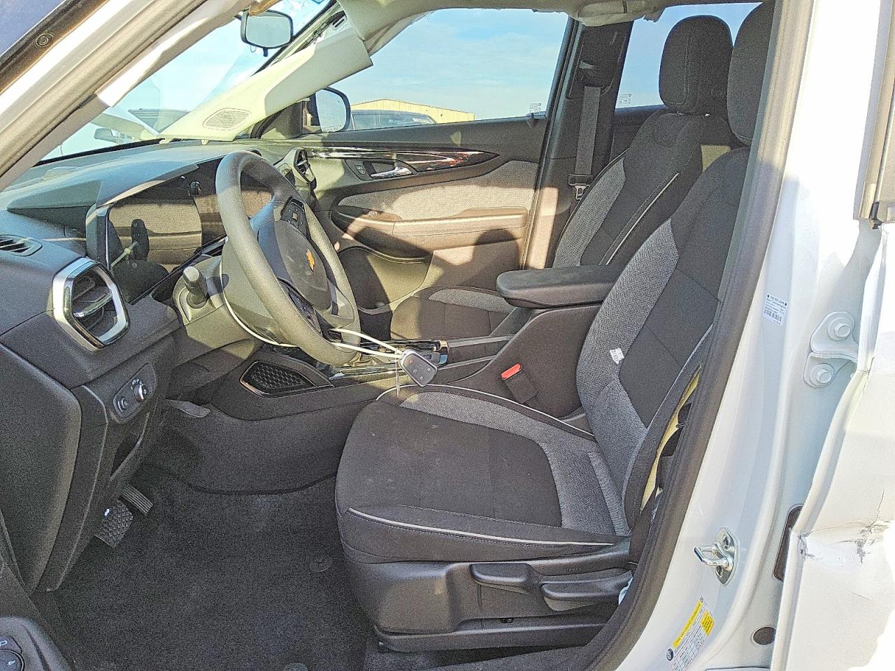 2025 CHEVROLET TRAILBLAZER LS photo 7