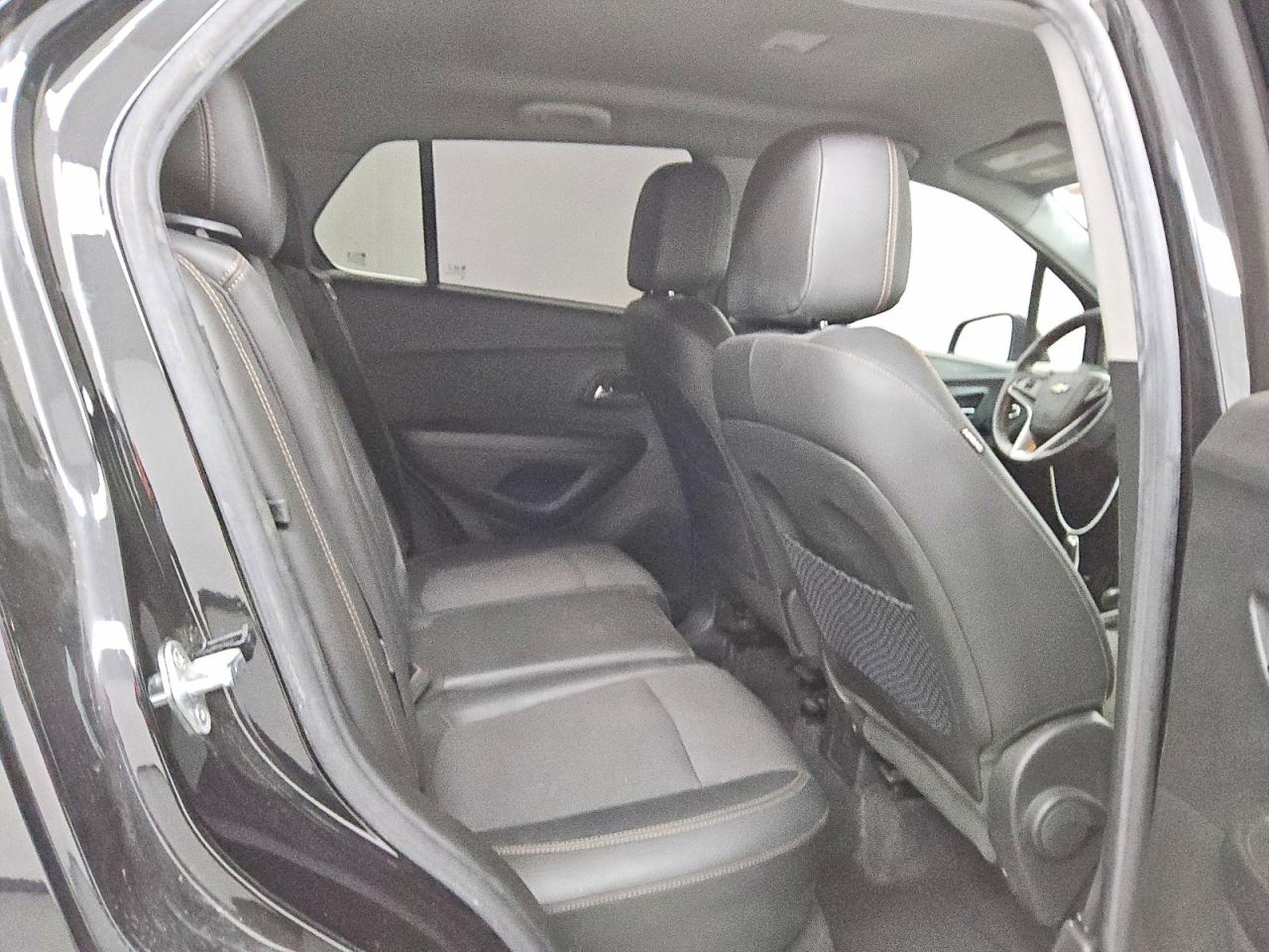 2021 CHEVROLET TRAX 1LT photo 11