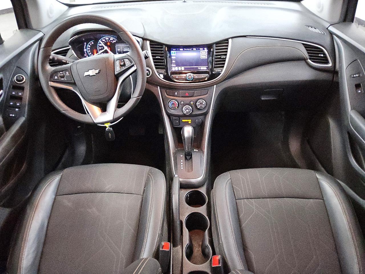 2021 CHEVROLET TRAX 1LT photo 8