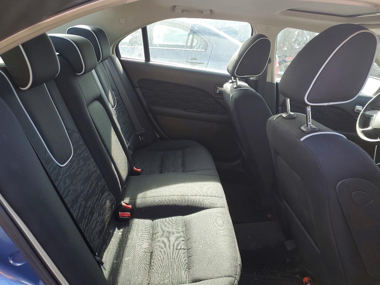 2010 FORD FUSION SE photo 10