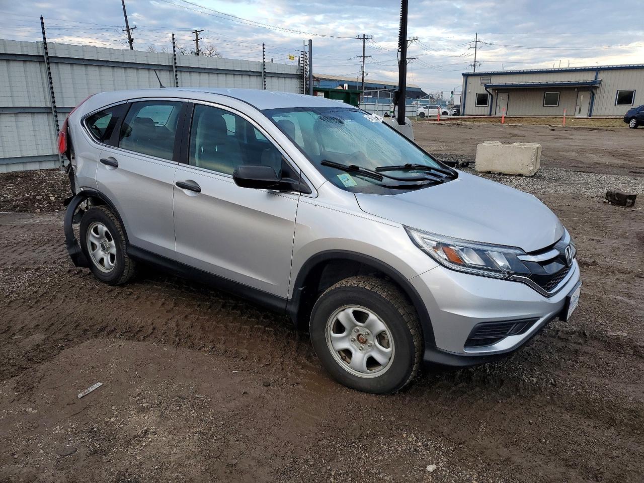 2015 HONDA CR-V LX photo 4