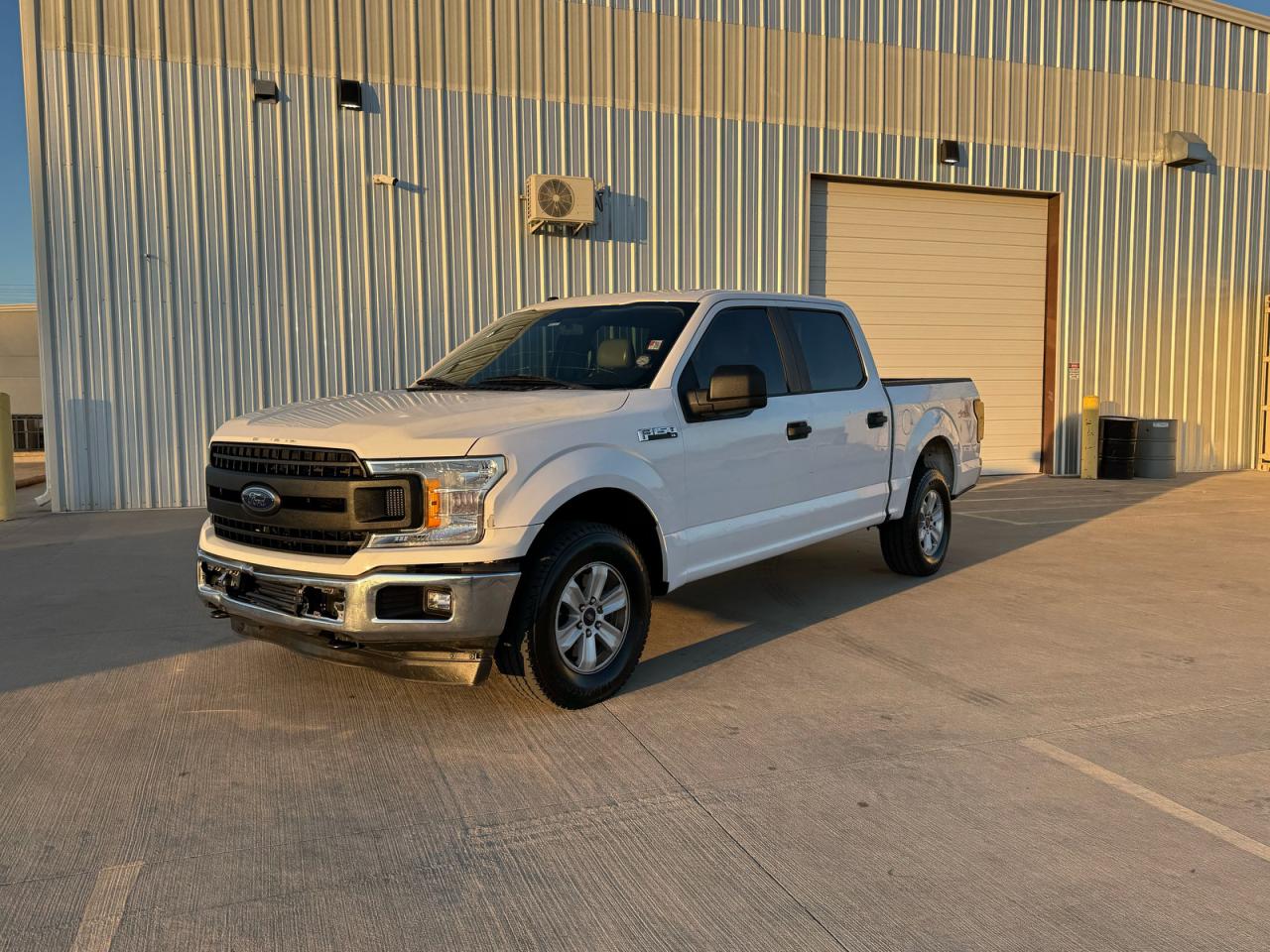 2018 FORD F150 SUPERCREW photo 2