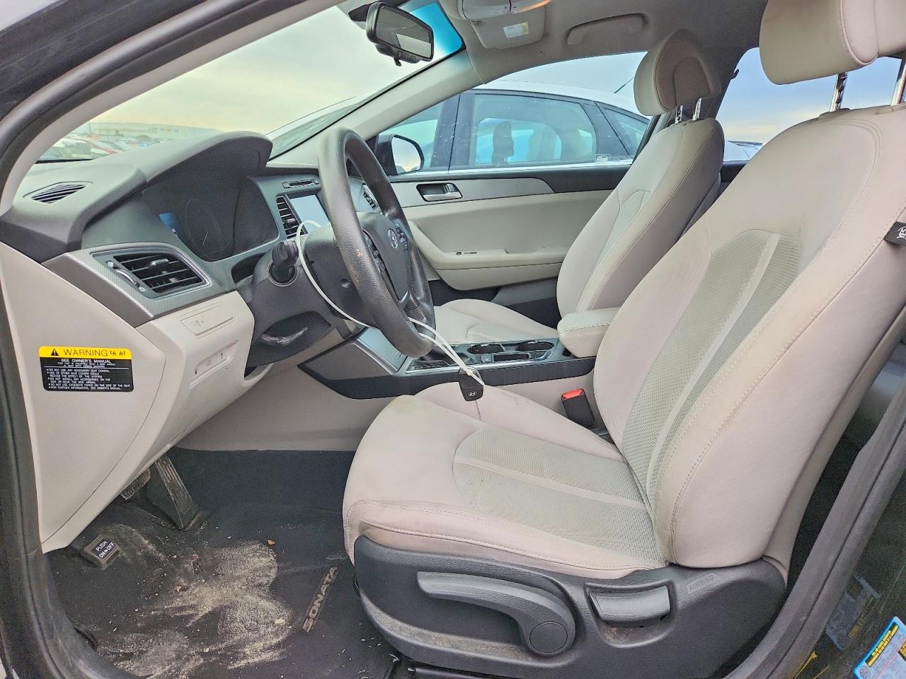 2017 HYUNDAI SONATA SE photo 7