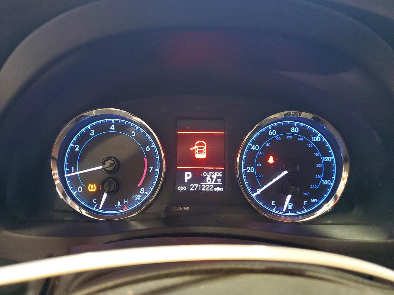 2019 TOYOTA COROLLA L photo 17