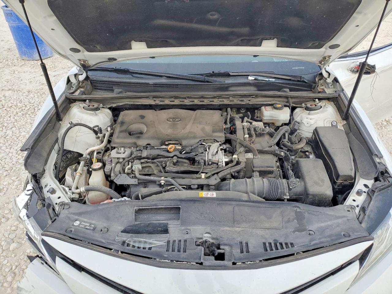 2019 TOYOTA CAMRY HYBRID photo 11