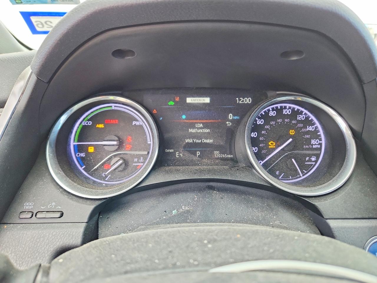 2019 TOYOTA CAMRY HYBRID photo 9