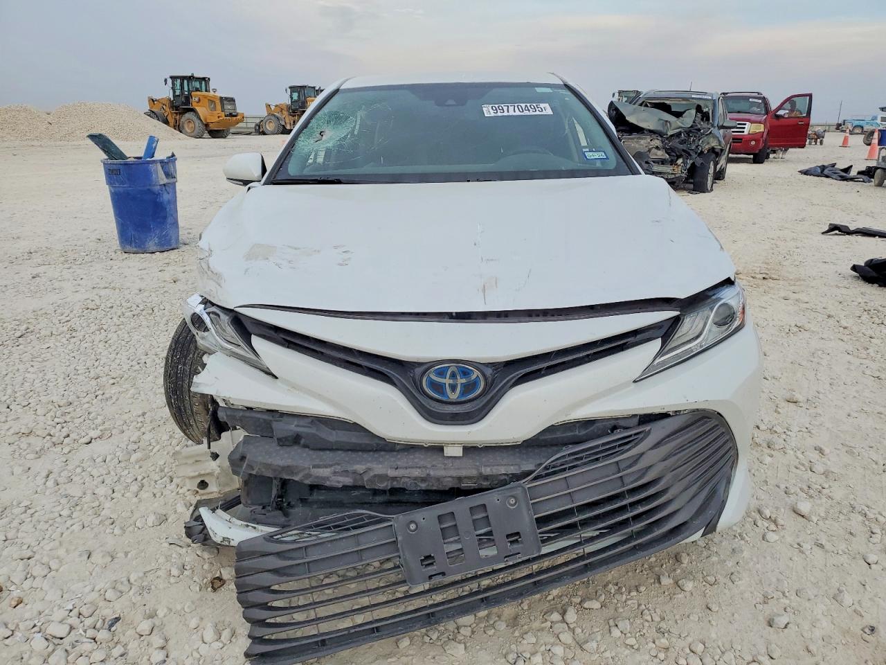 2019 TOYOTA CAMRY HYBRID photo 5