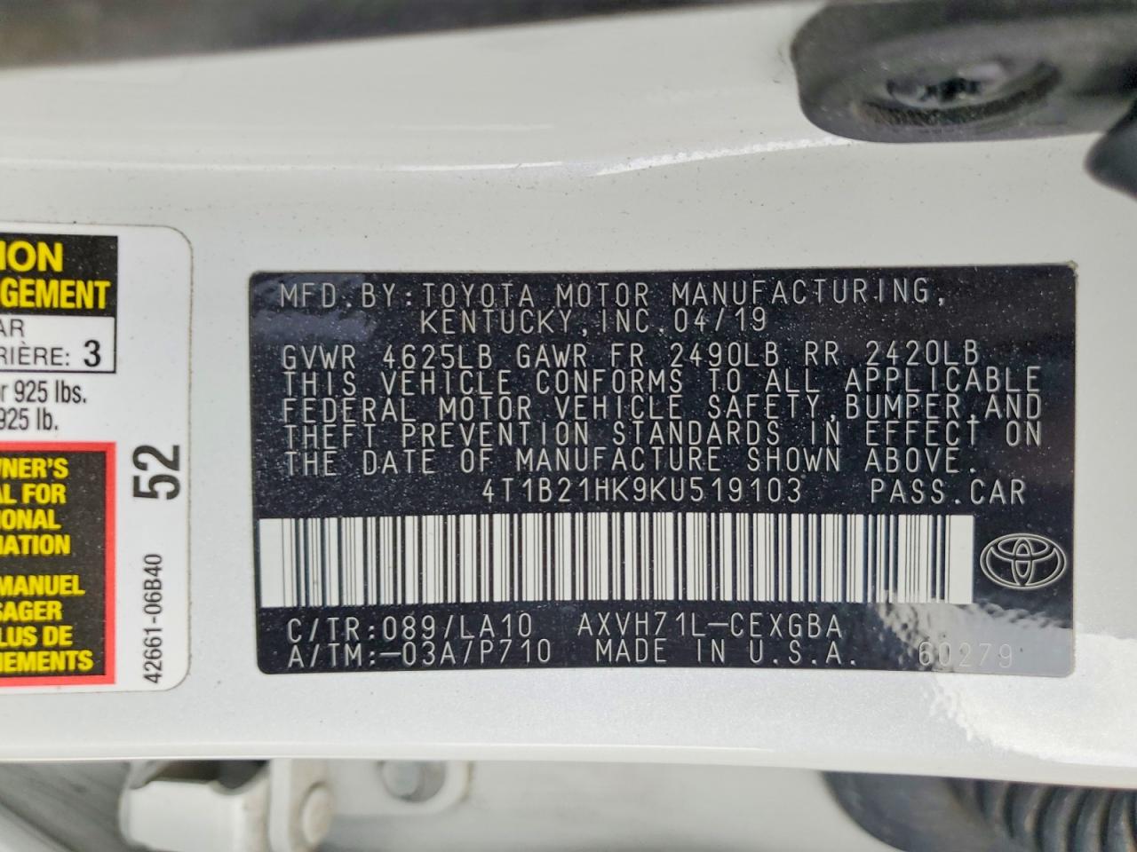 2019 TOYOTA CAMRY HYBRID photo 12