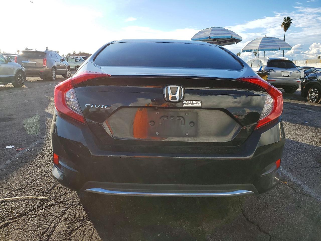 2020 HONDA CIVIC LX photo 6