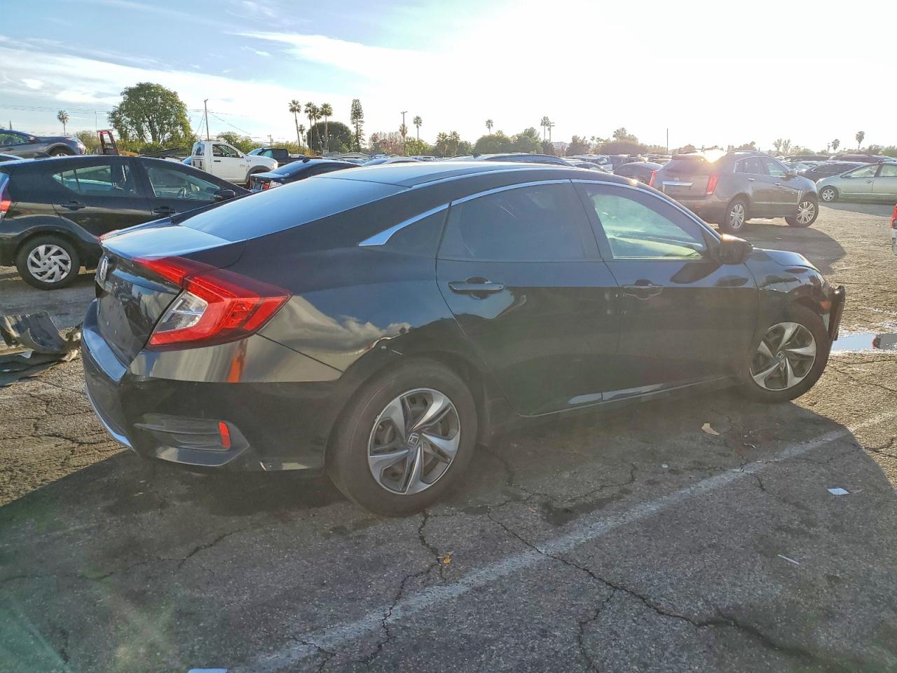 2020 HONDA CIVIC LX photo 3