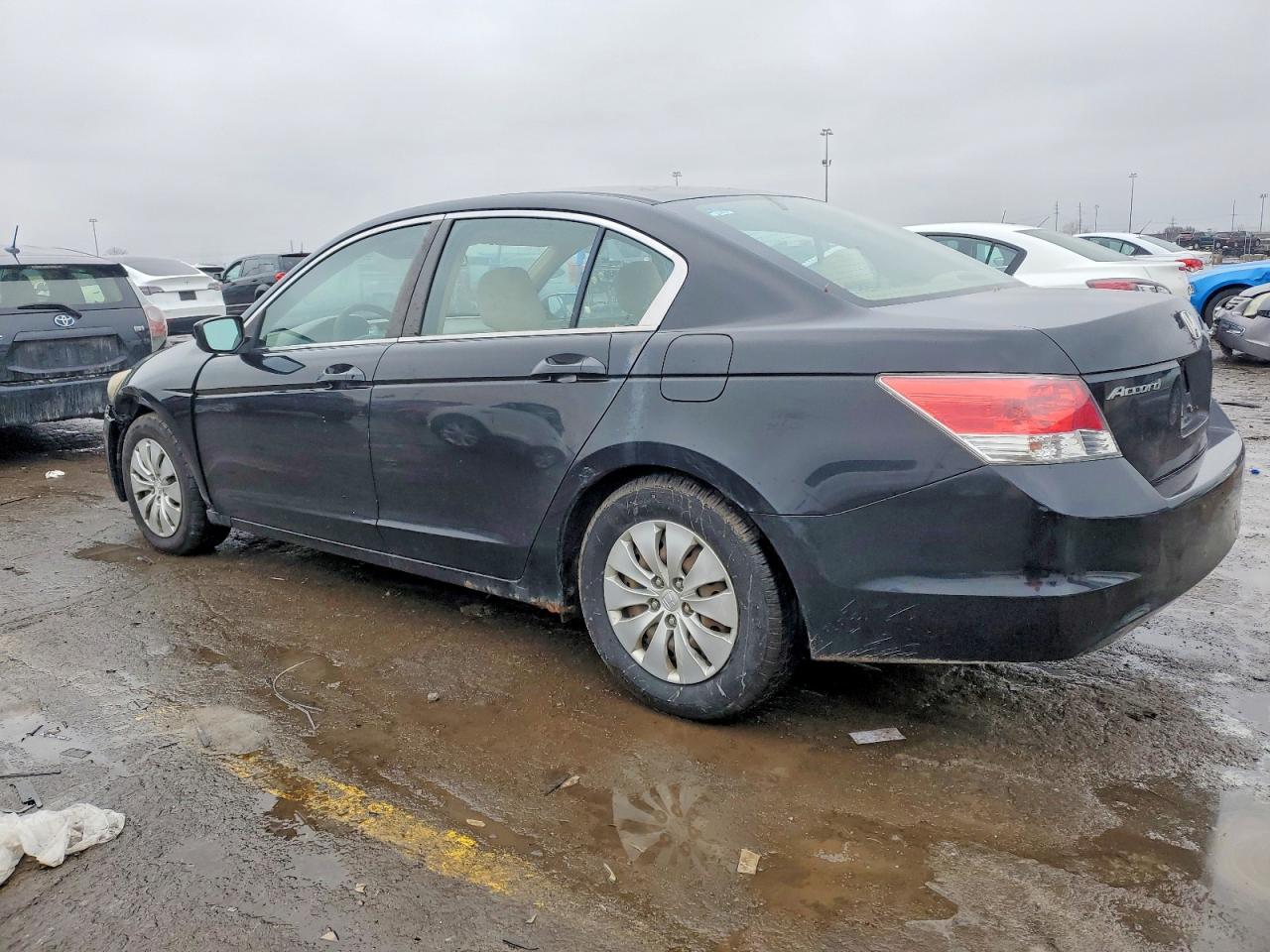 2010 HONDA ACCORD LX photo 2