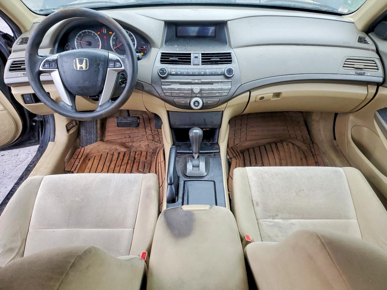 2010 HONDA ACCORD LX photo 8