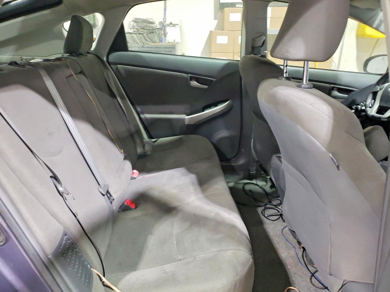 2011 TOYOTA PRIUS photo 10