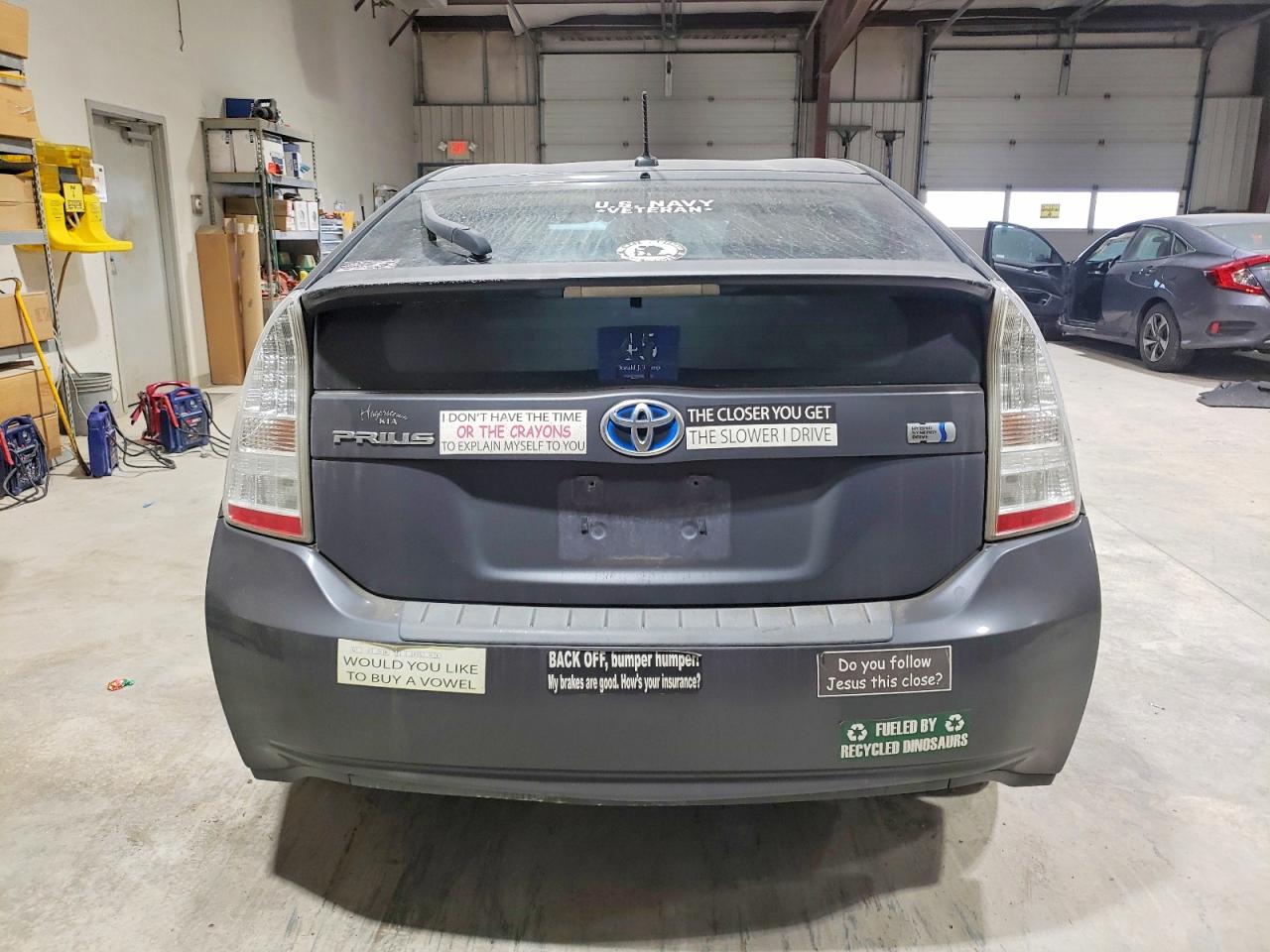 2011 TOYOTA PRIUS photo 6