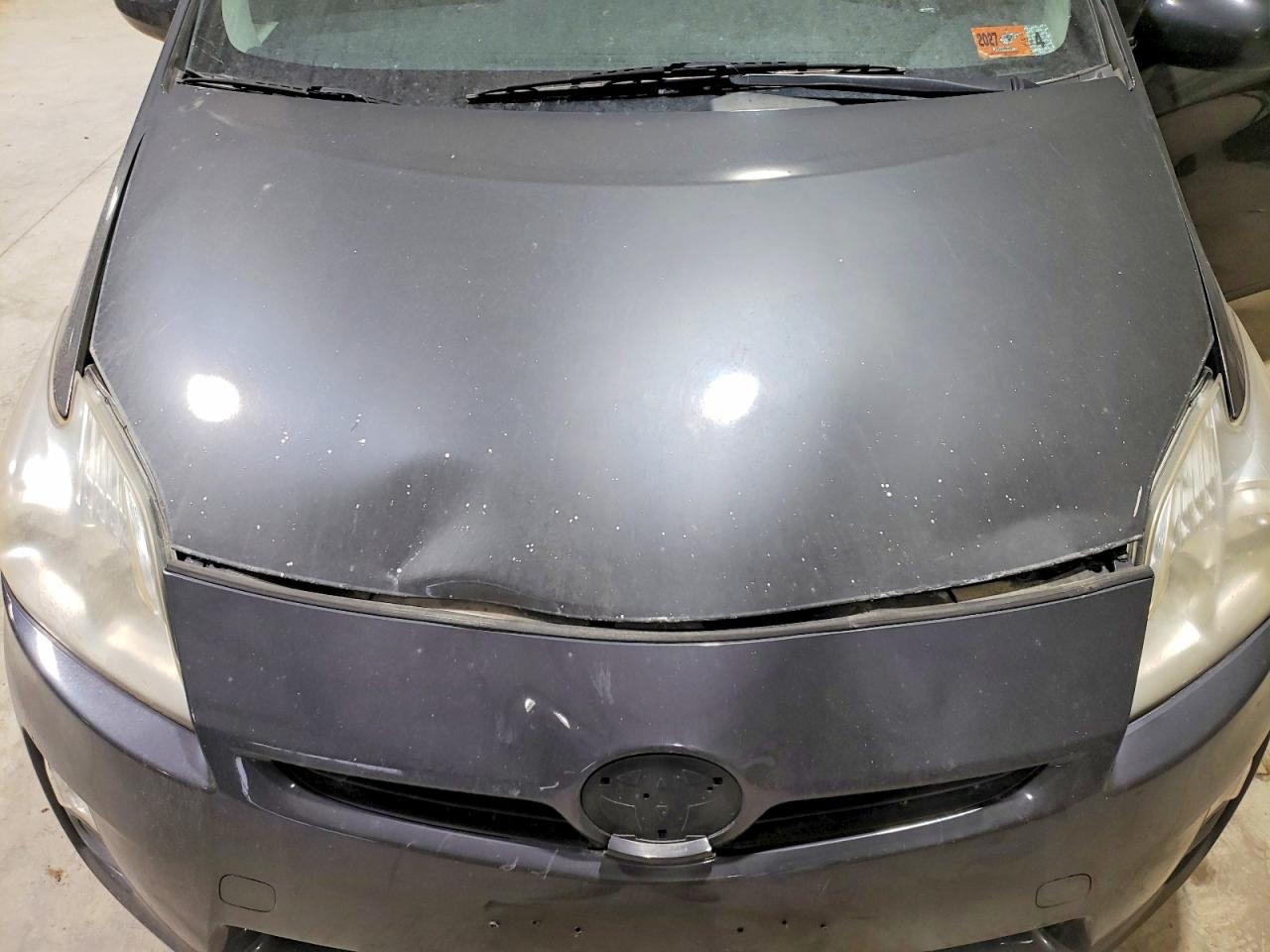 2011 TOYOTA PRIUS photo 11