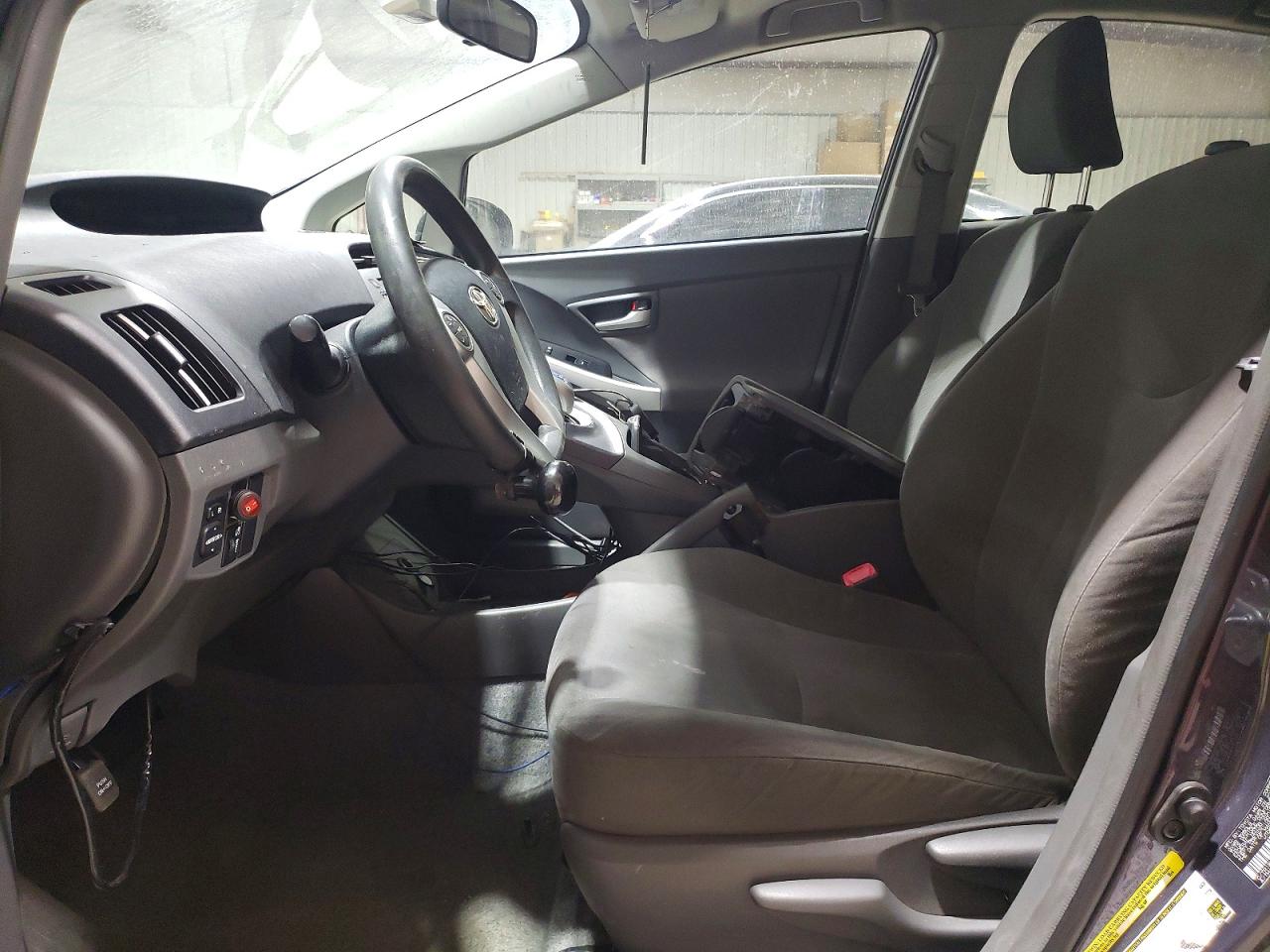 2011 TOYOTA PRIUS photo 7