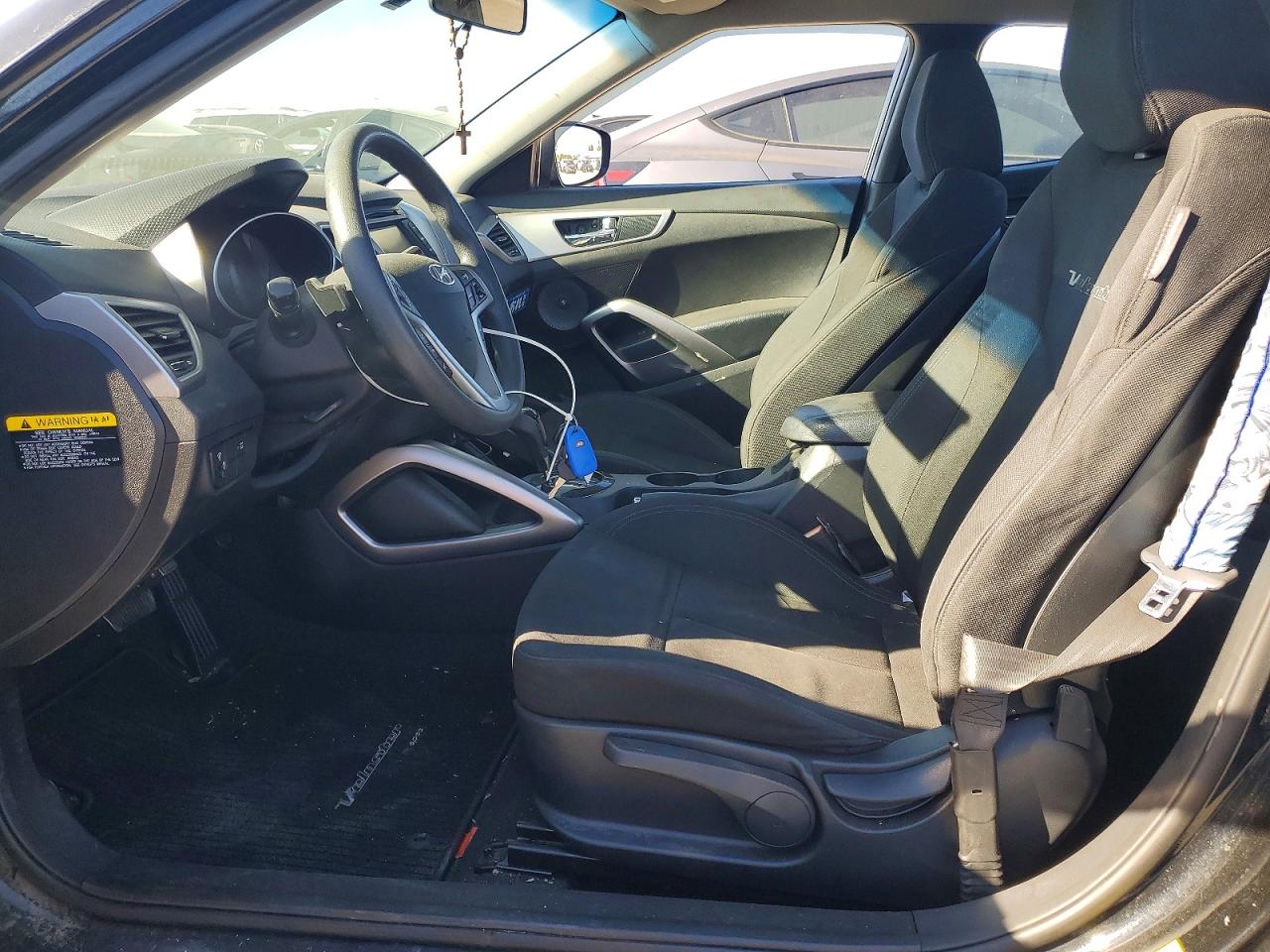 2015 HYUNDAI VELOSTER photo 7