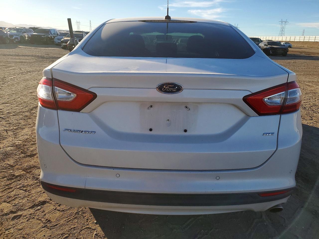 2013 FORD FUSION SE photo 6