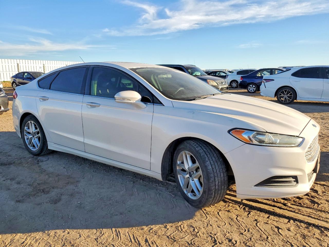 2013 FORD FUSION SE photo 4