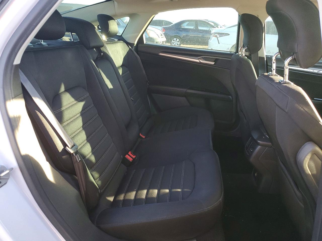 2013 FORD FUSION SE photo 10