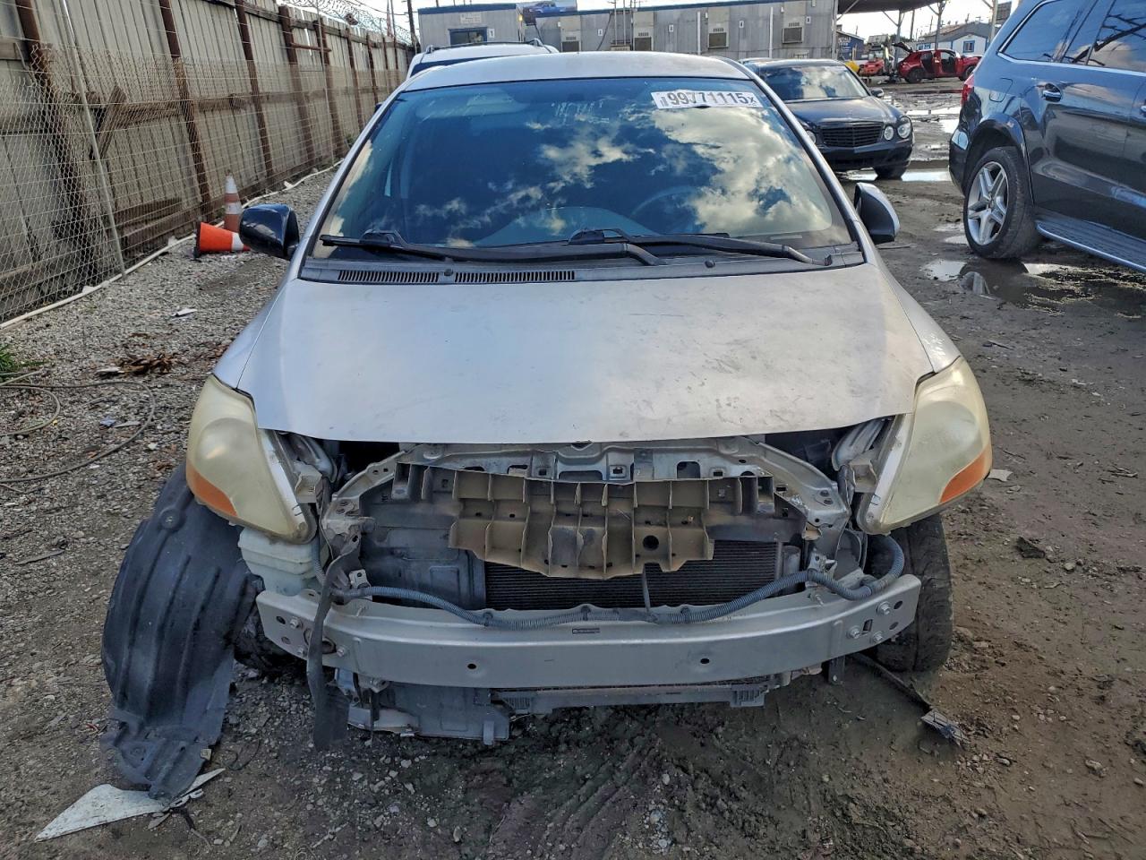 2009 TOYOTA YARIS photo 5