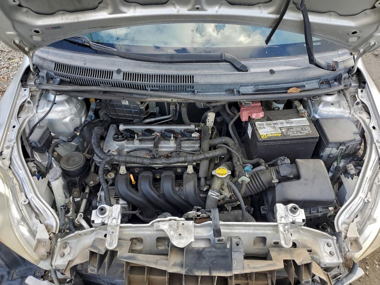 2009 TOYOTA YARIS photo 11