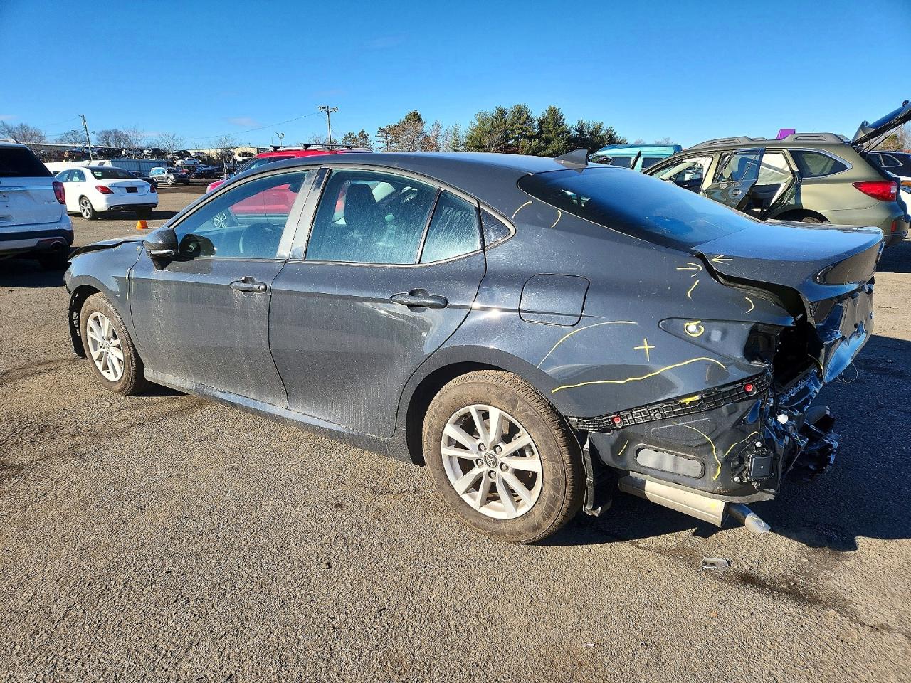 2025 TOYOTA CAMRY LE photo 2
