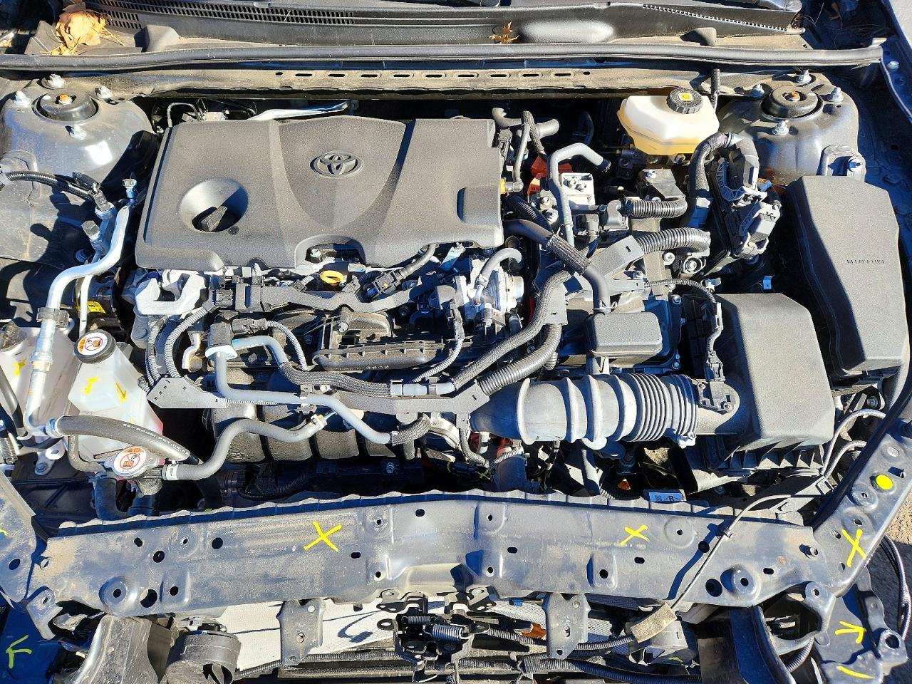 2025 TOYOTA CAMRY LE photo 11