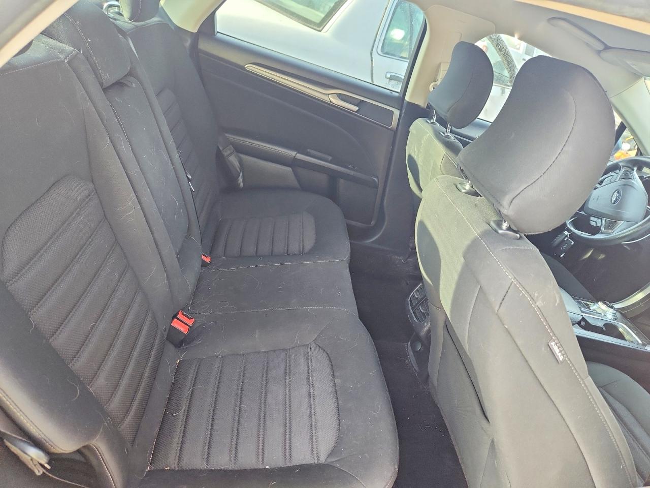 2018 FORD FUSION SE photo 10