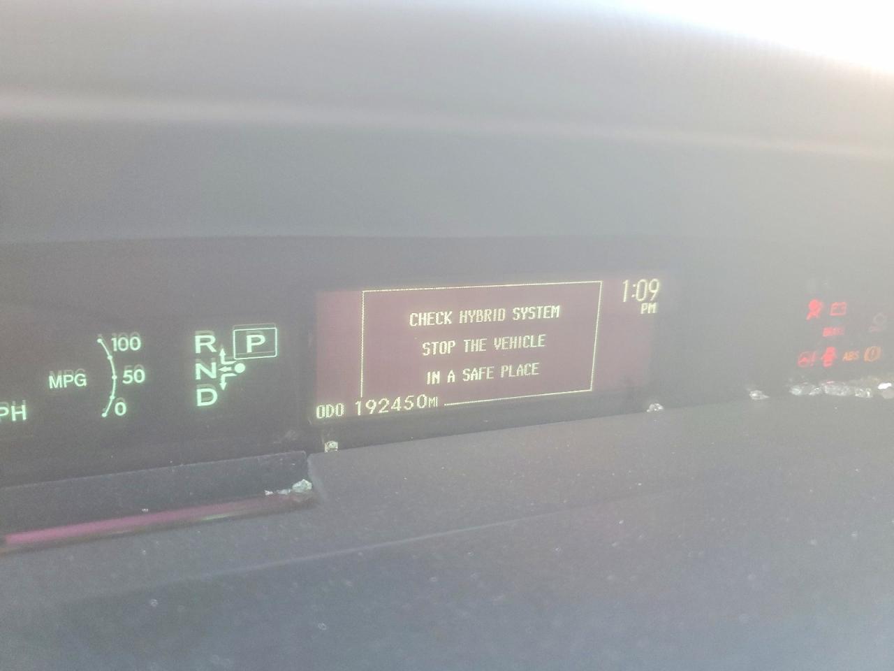 2014 TOYOTA PRIUS photo 9