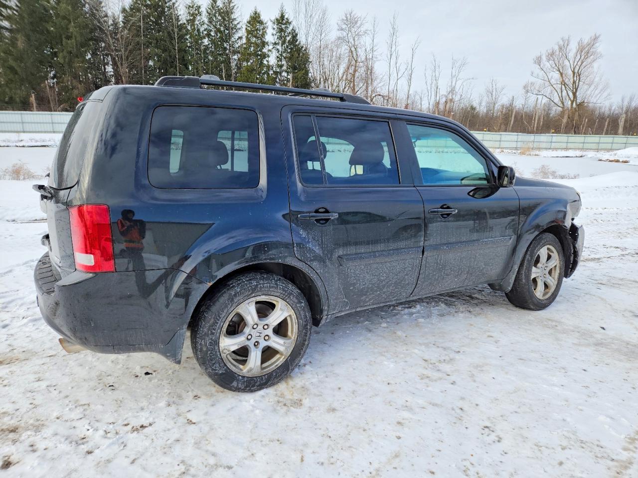 2013 HONDA PILOT EX photo 3