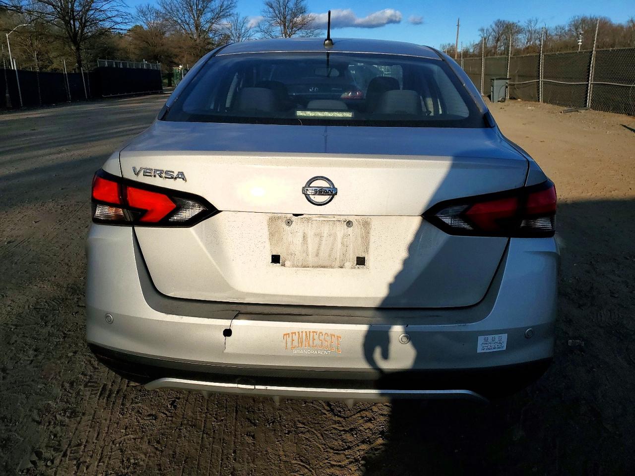 2020 NISSAN VERSA S photo 6