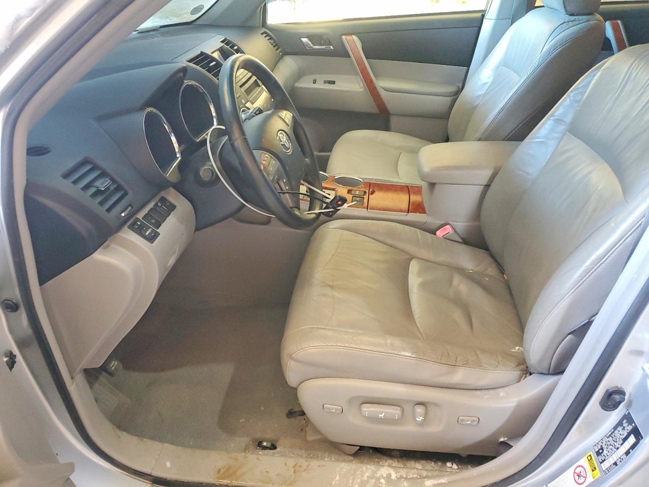 2009 TOYOTA HIGHLANDER LIMITED photo 7