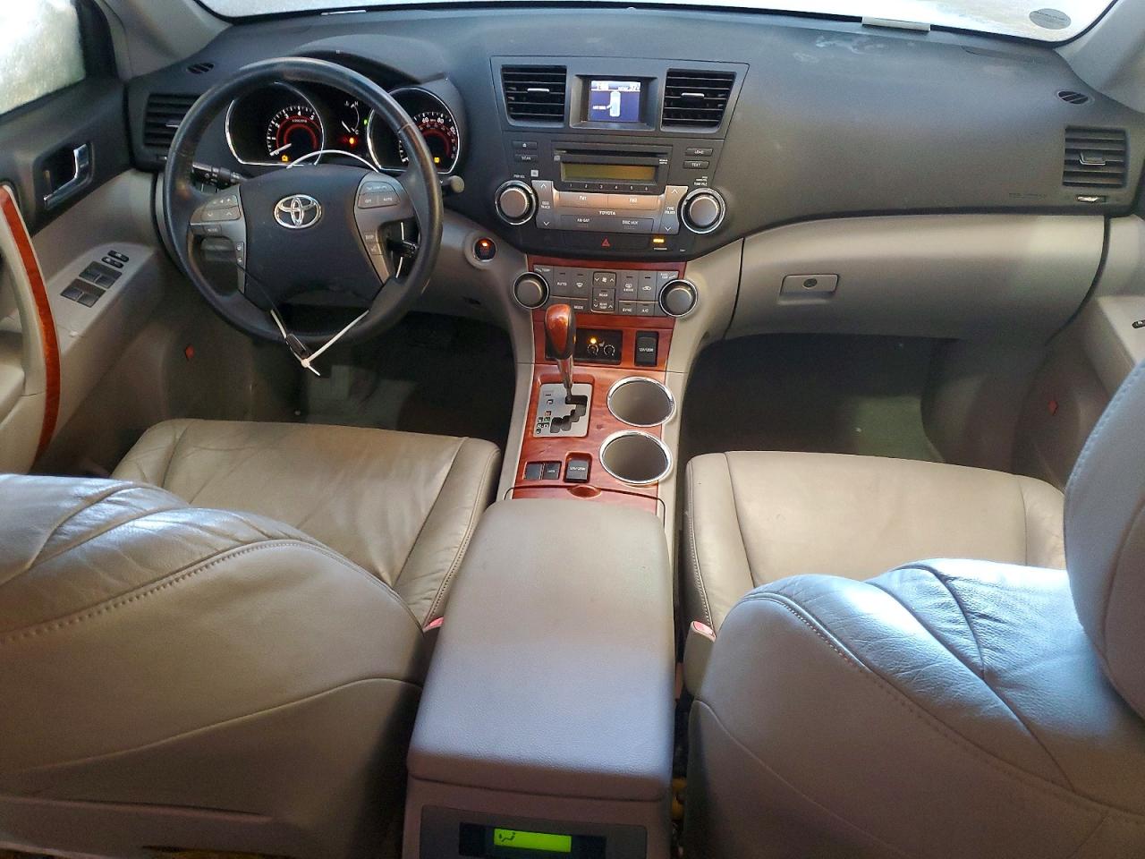 2009 TOYOTA HIGHLANDER LIMITED photo 8