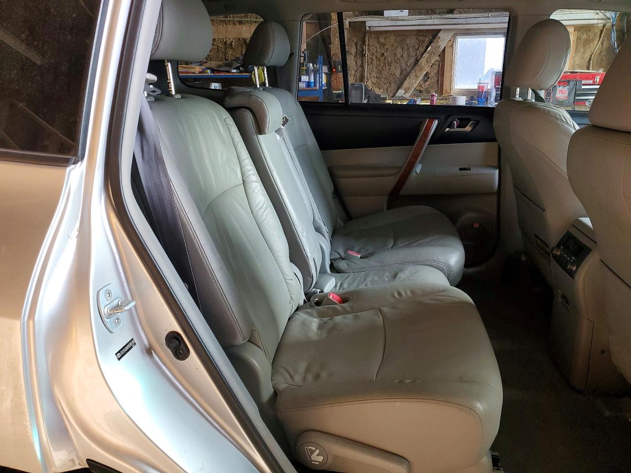 2009 TOYOTA HIGHLANDER LIMITED photo 10
